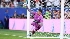 Con Orlando Gill como héroe en los penales: Paraguay da un épico batacazo ante Alemania y la elimina del Mundial