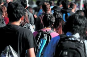 Tras un 2022 con más atenciones psicológicas: ¿Cómo se preparan universidades e institutos para resguardar la salud mental de los estudiantes?
