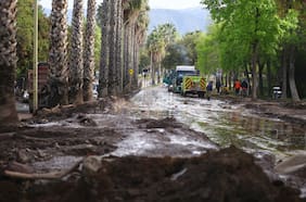 Las Condes: levantan evacuación en la zona afectada por el aluvión y autorizan el retorno de residentes