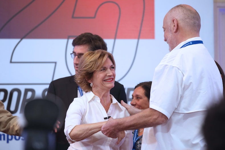 Evelyn Matthei es proclamada como candidata presidencial de RN