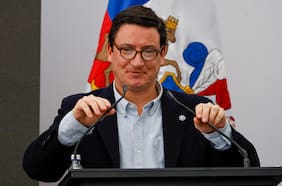 Squella anticipa “sorpresas” en votación del Senado por megarreforma y llama al PPD a mantener respaldo