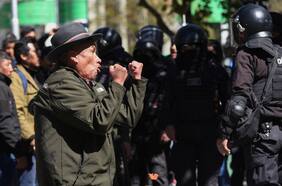 Arcistas y evistas se enfrentan en La Paz previo a encuentro de partidos