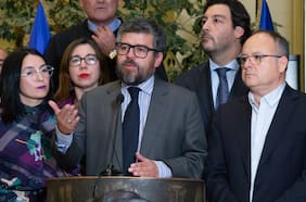 Diputados de oposición de comisión de Seguridad piden renovar urgencia de proyecto sobre incentivos en Carabineros