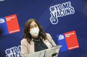 Salud reitera tranquilidad ante eventual quiebra de isapres: ministra afirma que “se alejan esos augurios” tras reunión con el gremio