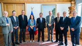 Pérez Mackenna encabeza su primer Consejo de Excancilleres con varias ausencias tras anuncio del retiro del apoyo a Bachelet