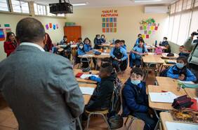 El retraso de un año del catastro educacional prometido por el ministro Ávila