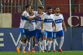 Glorias Navales vs. Universidad Católica: a qué hora y dónde ver el partido por la Copa Chile