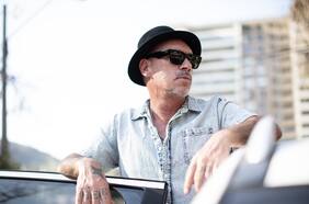 Latin Bitman celebra 25 años de carrera con show y fiesta con leyendas del hip hop local