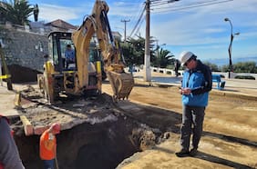 Corte de agua en Valparaíso afecta a cerca de 10.000 hogares: reparaciones demorarán hasta la madrugada del domingo