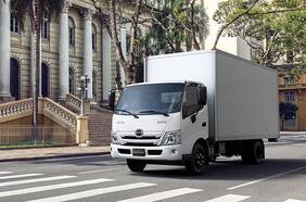 Hino renueva sus camiones Serie 300 con especial foco en la seguridad y el confort en ruta