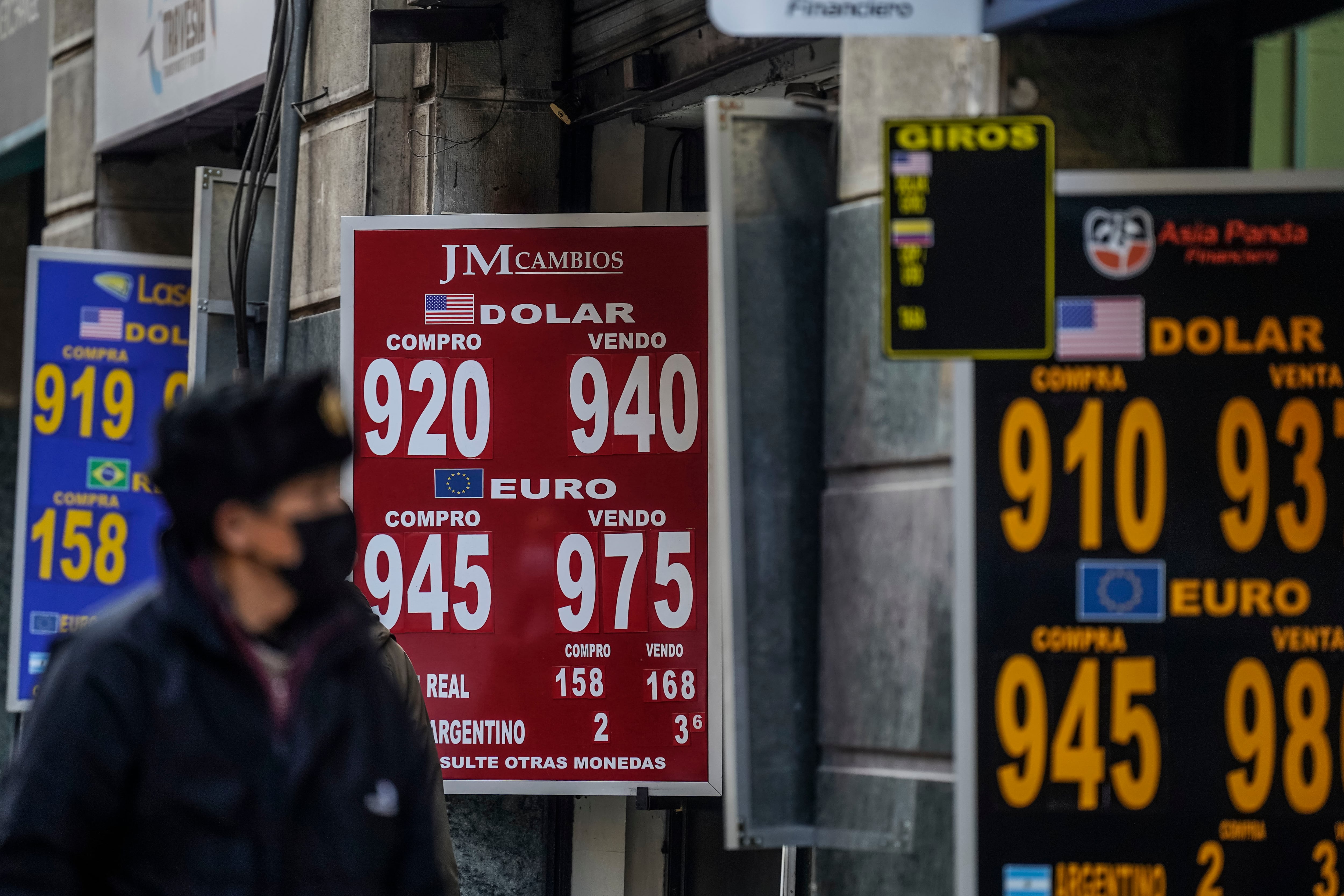 En cuánto estará el dólar, el IPC y la tasa de interés