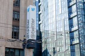 Elon Musk alega fraude en Twitter en una contrademanda presentada en Delaware