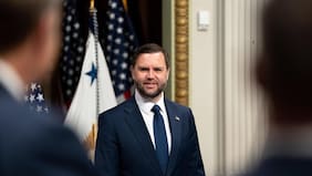 Vance llega a Suiza para negociar con Irán y dice que Trump pidió “pasar página” en la relación con Teherán