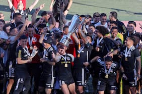 Mosa anuncia rival europeo para celebrar el centenario de Colo Colo