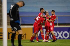 Históricos de la UC: “El momento del equipo deja muy mal parado el nivel del campeonato chileno”