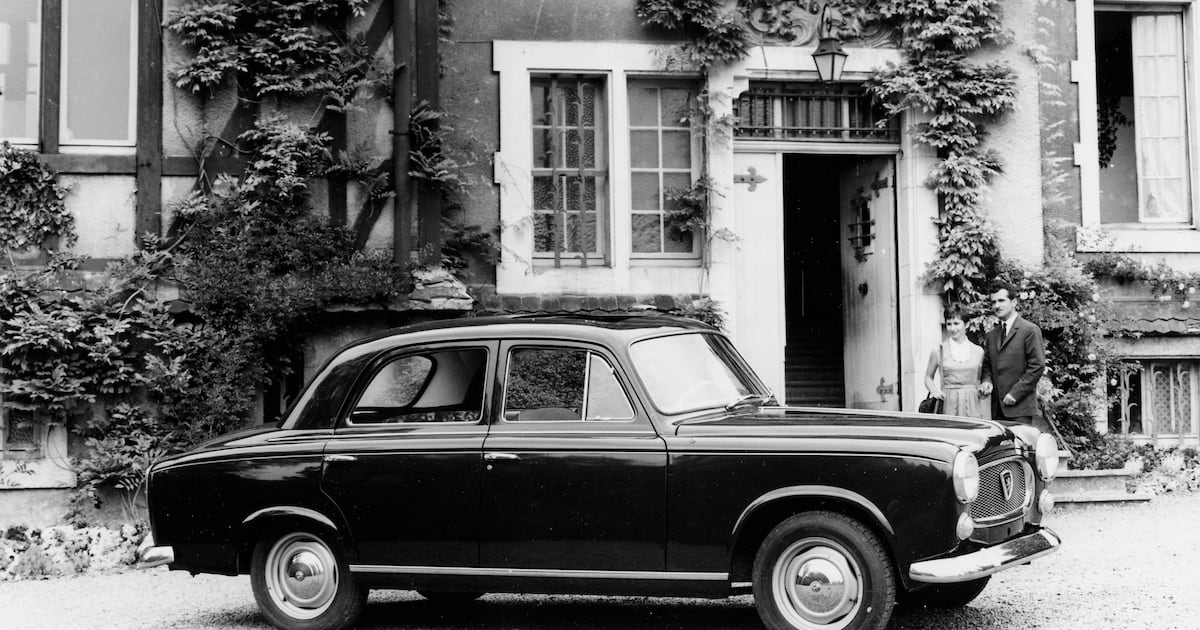Colombo Auto Los 70 años del Peugeot 403 de Columbo - La Tercera
