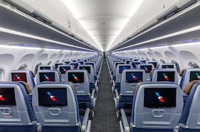 American Airlines instalará pantallas individuales en todos los asientos de sus aviones de pasillo único