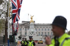 Reino Unido instaura un sistema digital de identificación para combatir la inmigración irregular