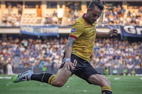 Barcelona arruina la sorpresa y anuncia la llegada de Octavio Rivero a Universidad de Chile