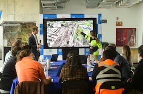 Las Condes realiza primera Mesa Asesora de Riesgo y Desastre Comunal para avanzar en medidas de prevención tras aluvión