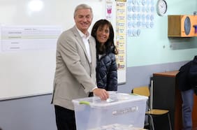 Reunión con Boric, llamados internacionales y el primer comité politico: el día después de Kast si triunfa