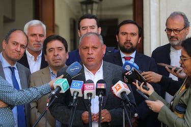 La Asociación de Gobernadores se reúne con la ministra del Interior.