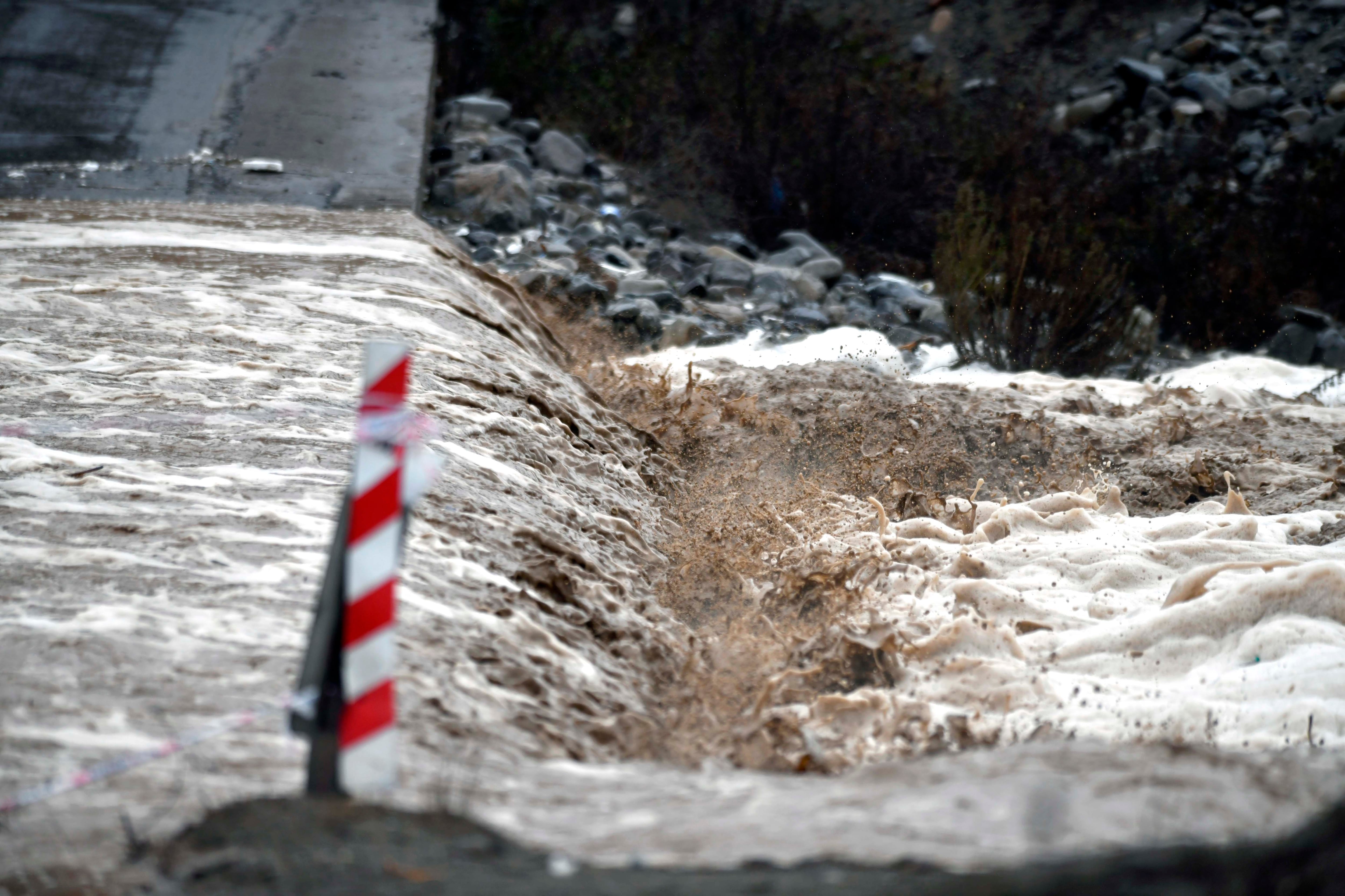 Alertas SAE por sistema frontal: revisa todas las evacuaciones y recomendaciones de Senapred de este domingo