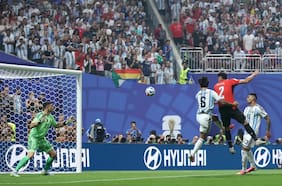 El campeón sufre para seguir vivo: Argentina de Messi resucita en los minutos finales para derribar a Egipto en el Mundial