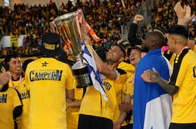 “Amor pirata”: el inédito título del “underdog” Coquimbo Unido da la vuelta al mundo