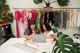 Ventas online con tarjetas se disparan en el primer semestre y los movimientos por Internet representan más de un tercio del total