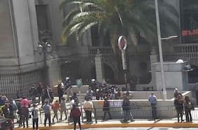 Incidentes en operativo de recuperación de espacios públicos en salida de Metro Santa Lucía dejan 12 guardias municipales lesionados y 15 vendedores ambulantes detenidos