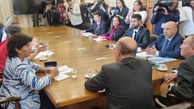 Senadores de oposición hacen tregua para enfrentar agenda legislativa del gobierno