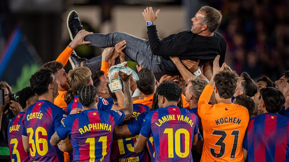 La emoción de Hansi Flick por la muerte de su padre horas antes del título  con el Barcelona: “Nunca olvidaré este día” - La Tercera