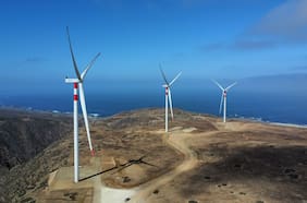 Ministro de Energía inaugura parque eólico Punta de Talca