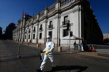 La Moneda, ícono del Gran Santiago, que entrará en cuarentea total a partir de este viernes.