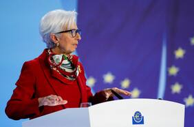 Lagarde asegura a líderes UE que el BCE está preparado para inyectar liquidez a la eurozona si es necesario