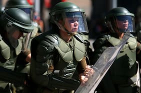 Alerta verde: Carabineros desplegará más del 70% del contingente femenino para marcha del 8-M