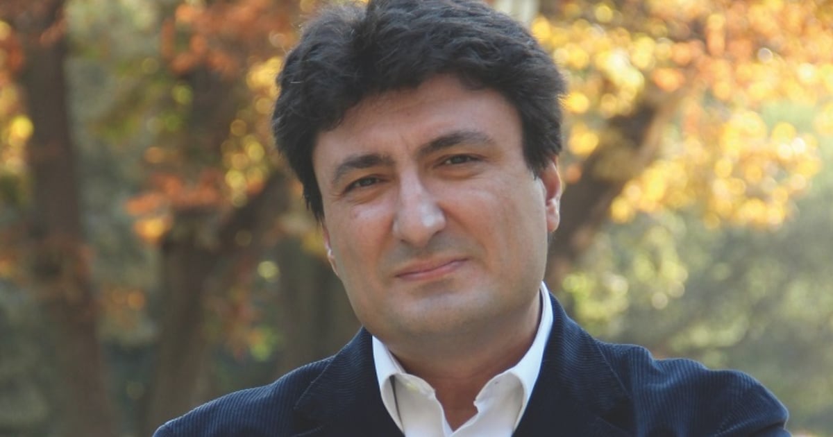 Mario Amorós, autor español: “Sobre la muerte de Neruda sigo esperando las conclusiones de la justicia chilena”
