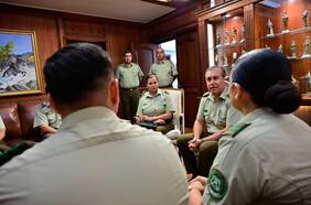 El reconocimiento de Carabineros a uniformados que detuvieron a banda que asaltó banco de Putaendo con armas de guerra