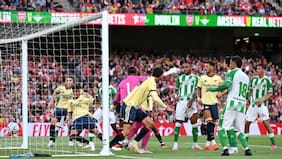 Festejo de pretemporada: Betis de Manuel Pellegrini consigue valiosa victoria ante el campeón inglés Arsenal