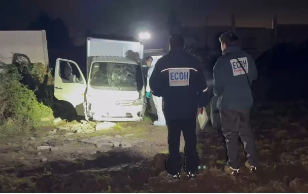 Investigan homicidio de hombre en Paine: cuerpo fue hallado cerca de camión que presentaba impactos de bala