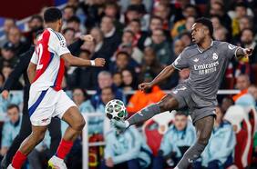 “Les vamos a enseñar que no hay barreras ni límites”: Real Madrid apela al efecto Bernabéu para remontar ante el Arsenal