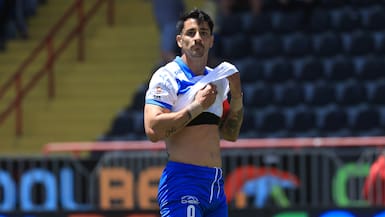 Polémico arbitraje de Cristian Galaz: la UC apelará amarilla de Zampedri ante Huachipato que lo deja fuera con La Calera