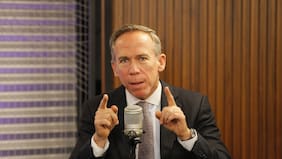Alessandri entrega a Rabat proyecto de resolución para pedir terminar con pensiones de gracia a condenados por el estallido social