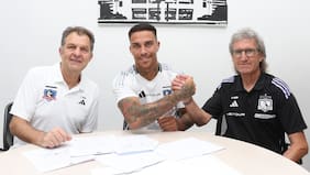 Colo Colo oficializa al defensor Javier Méndez como refuerzo