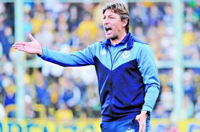 Esperando la respuesta de Heinze y mirando a otro DT argentino: la compleja búsqueda de Colo Colo para encontrar al sucesor de Quinteros