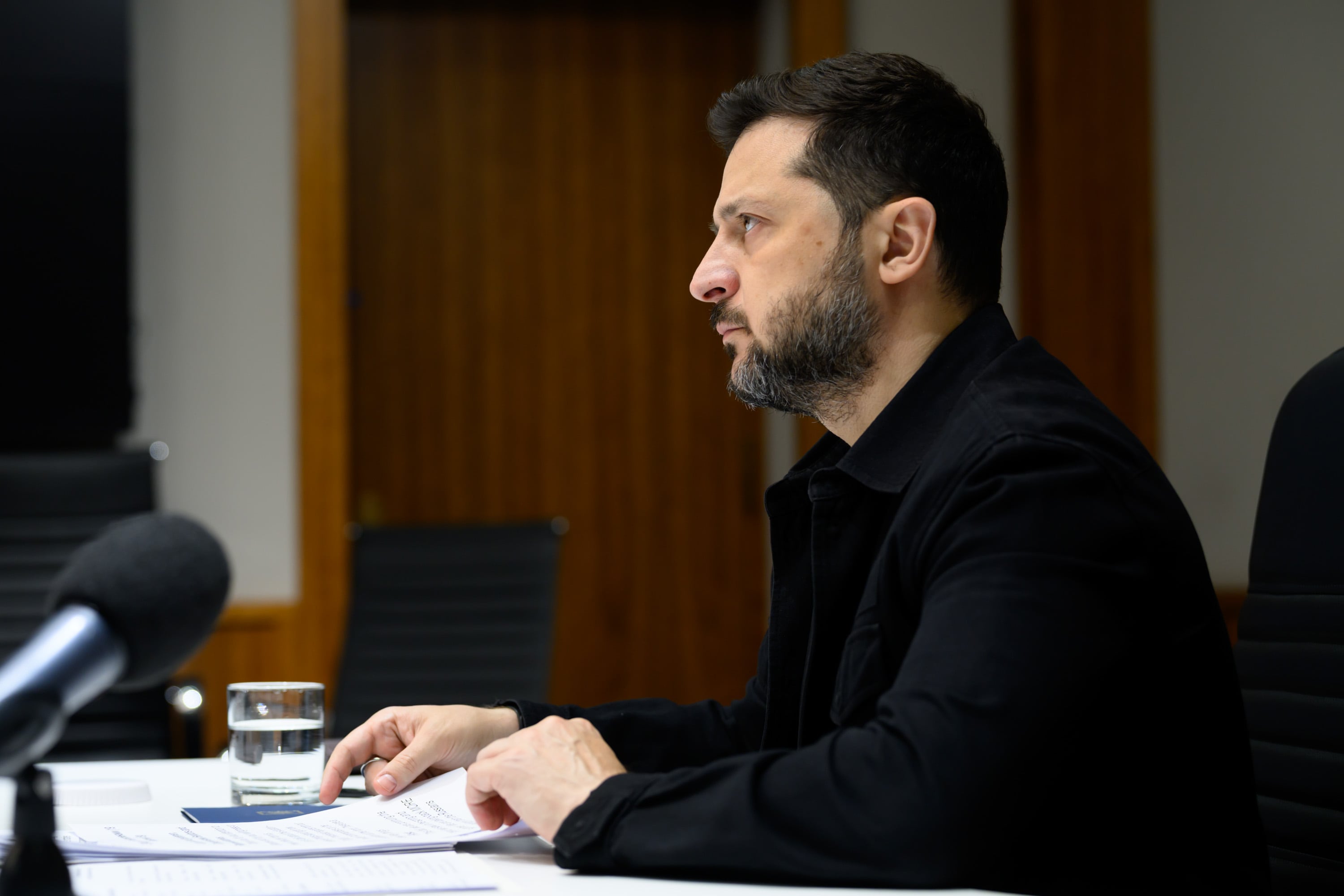 Zelensky denuncia restricciones a Starlink y reclama a Washington por falta de avisos militares