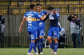 Entre lágrimas y con una polémica: el golazo olímpico de Joan Cruz en la Copa Chile