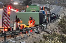 Pasajeros atropellados, un bus volcado y un choque fatal: detalles del trágico accidente en Coquimbo