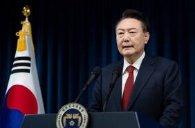 Presidente surcoreano Yoon sobrevive a moción de destitución tras boicot de su partido